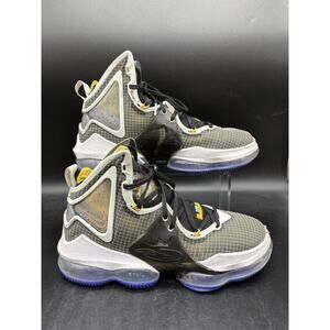 Nike LeBron 19 XIX ‘Graduate’ Basketball Shoes Mens Size 7.5 CZ0203-002